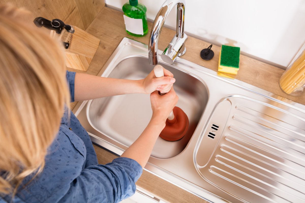 clogged-sink-feature-photo