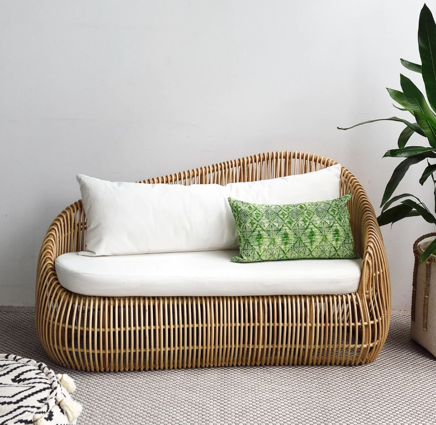 rattan-sofa