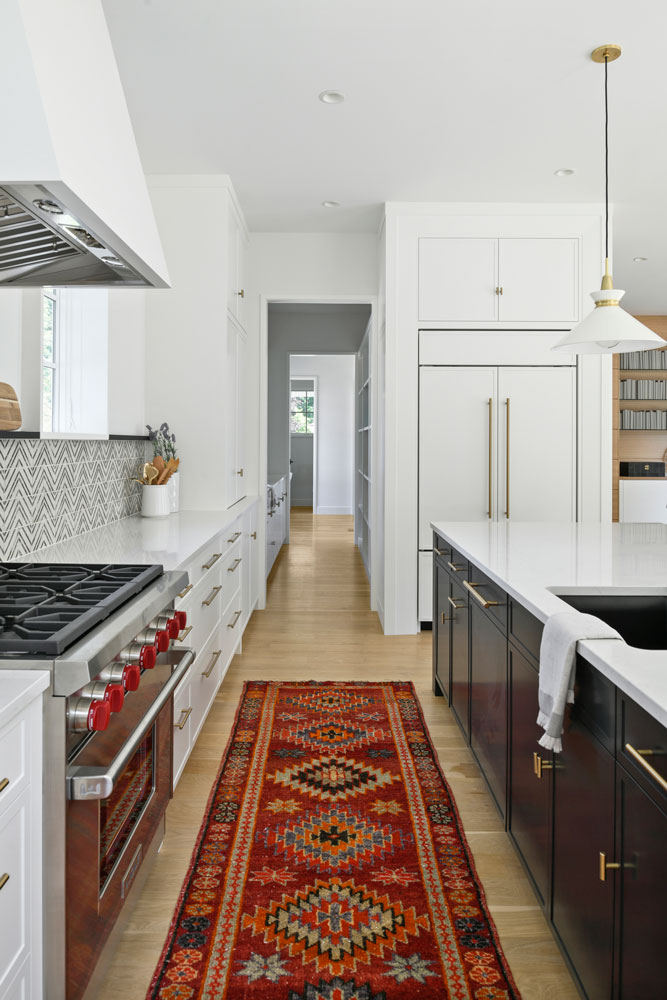 Modern-Colonial-Kitchen-Galley