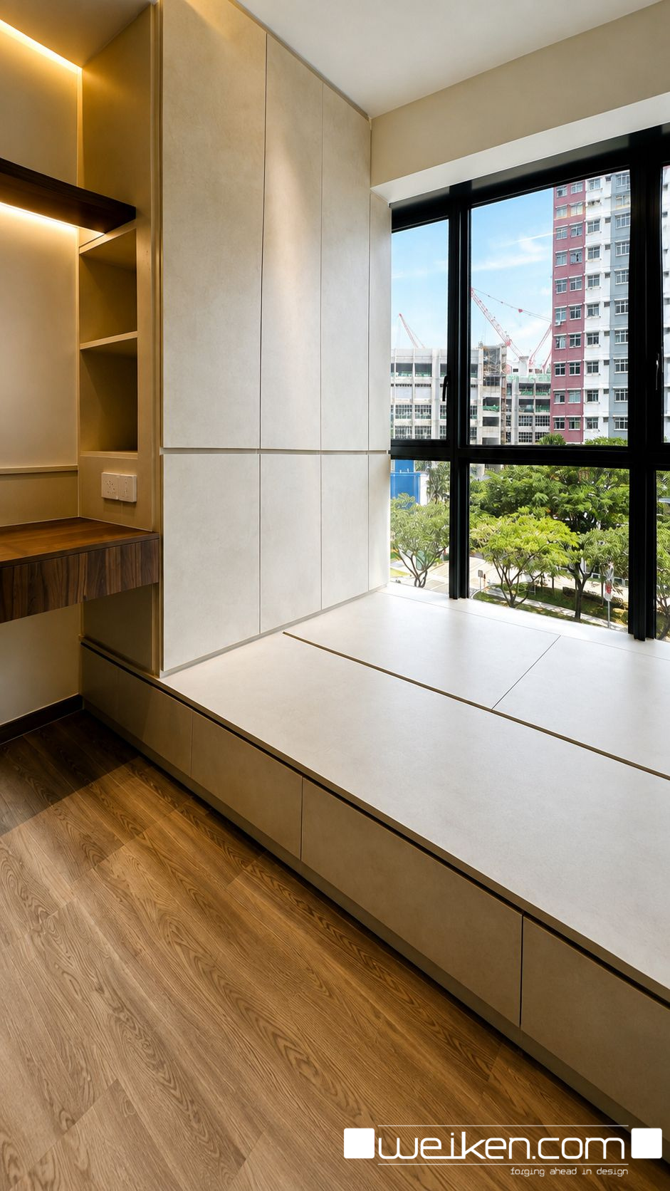 Contemporary Minimalist